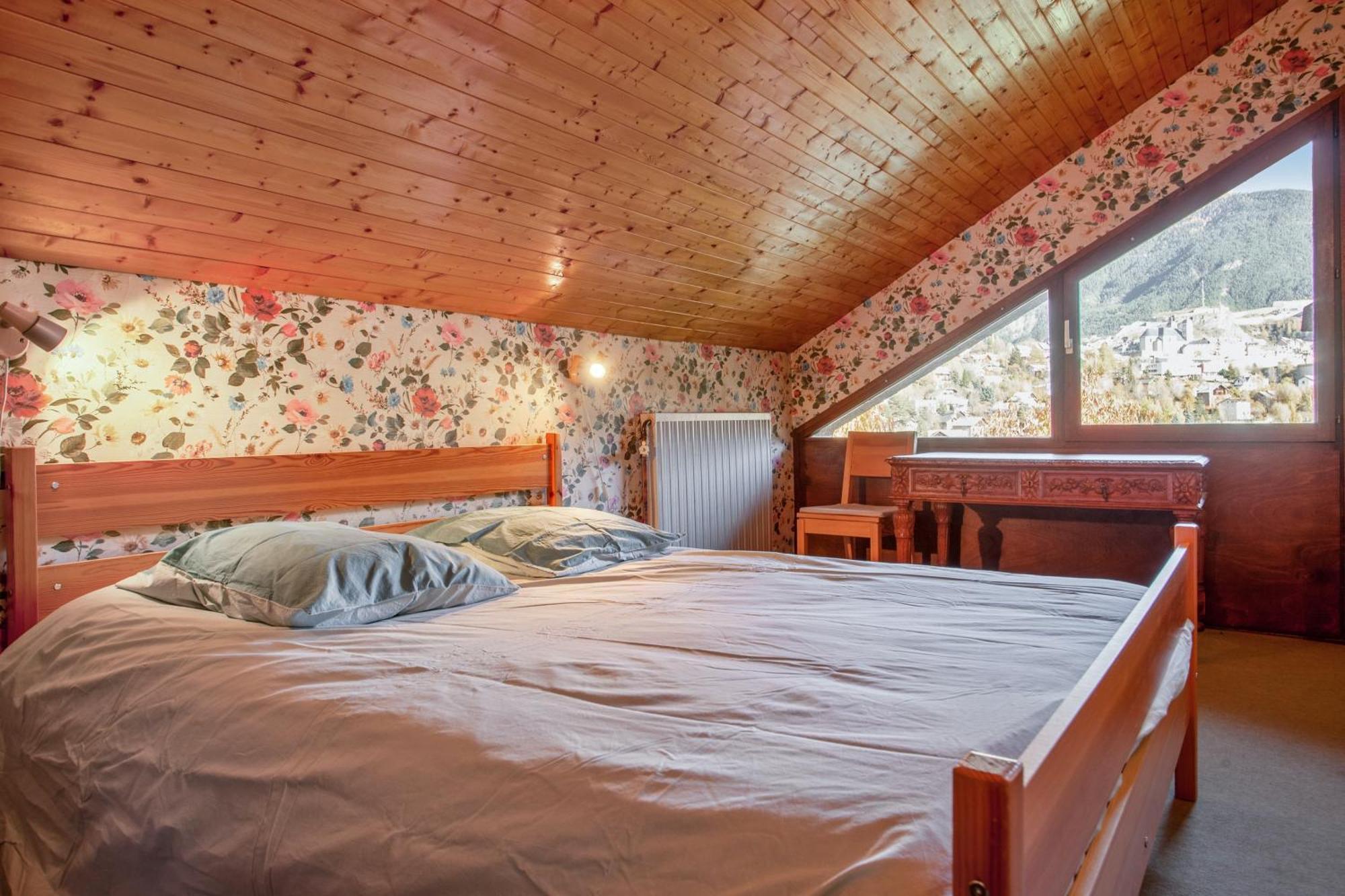 Chalet de 6 chambres avec vue sur la ville balcon et wifi a Briancon a 1 km des pistes Extérieur photo