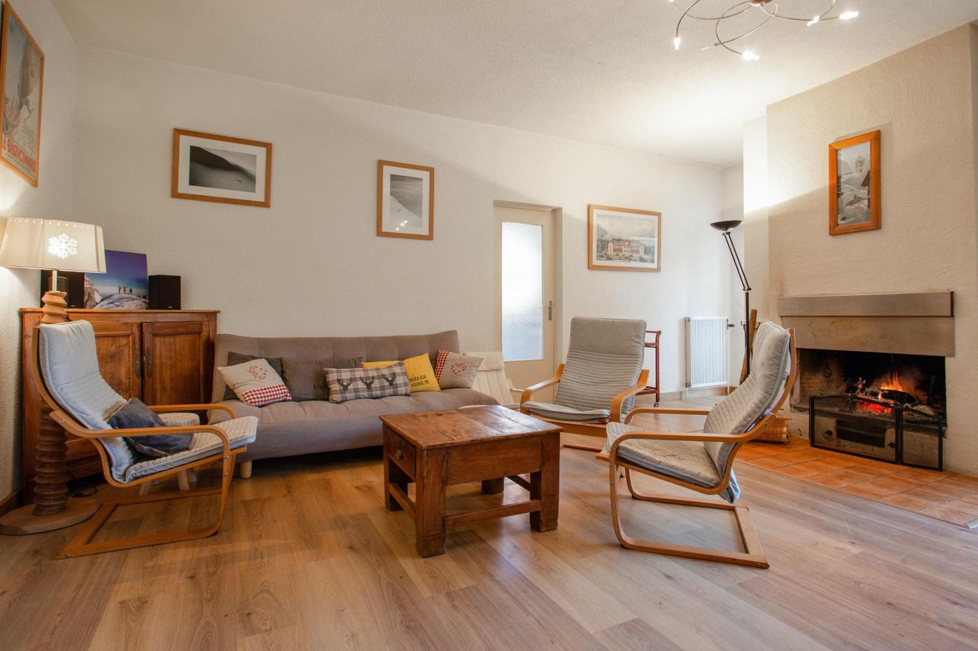 Chalet de 6 chambres avec vue sur la ville balcon et wifi a Briancon a 1 km des pistes Extérieur photo