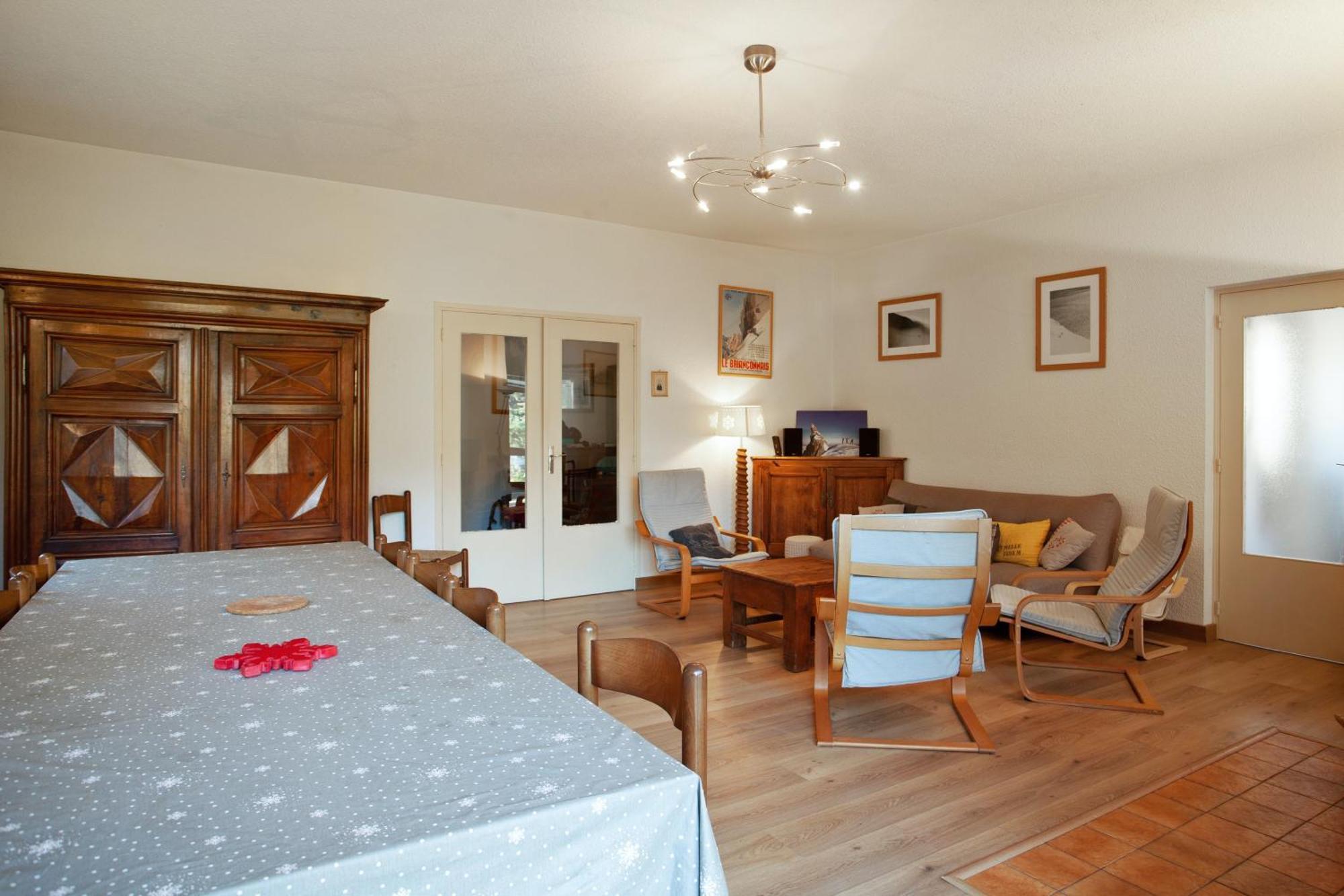 Chalet de 6 chambres avec vue sur la ville balcon et wifi a Briancon a 1 km des pistes Extérieur photo