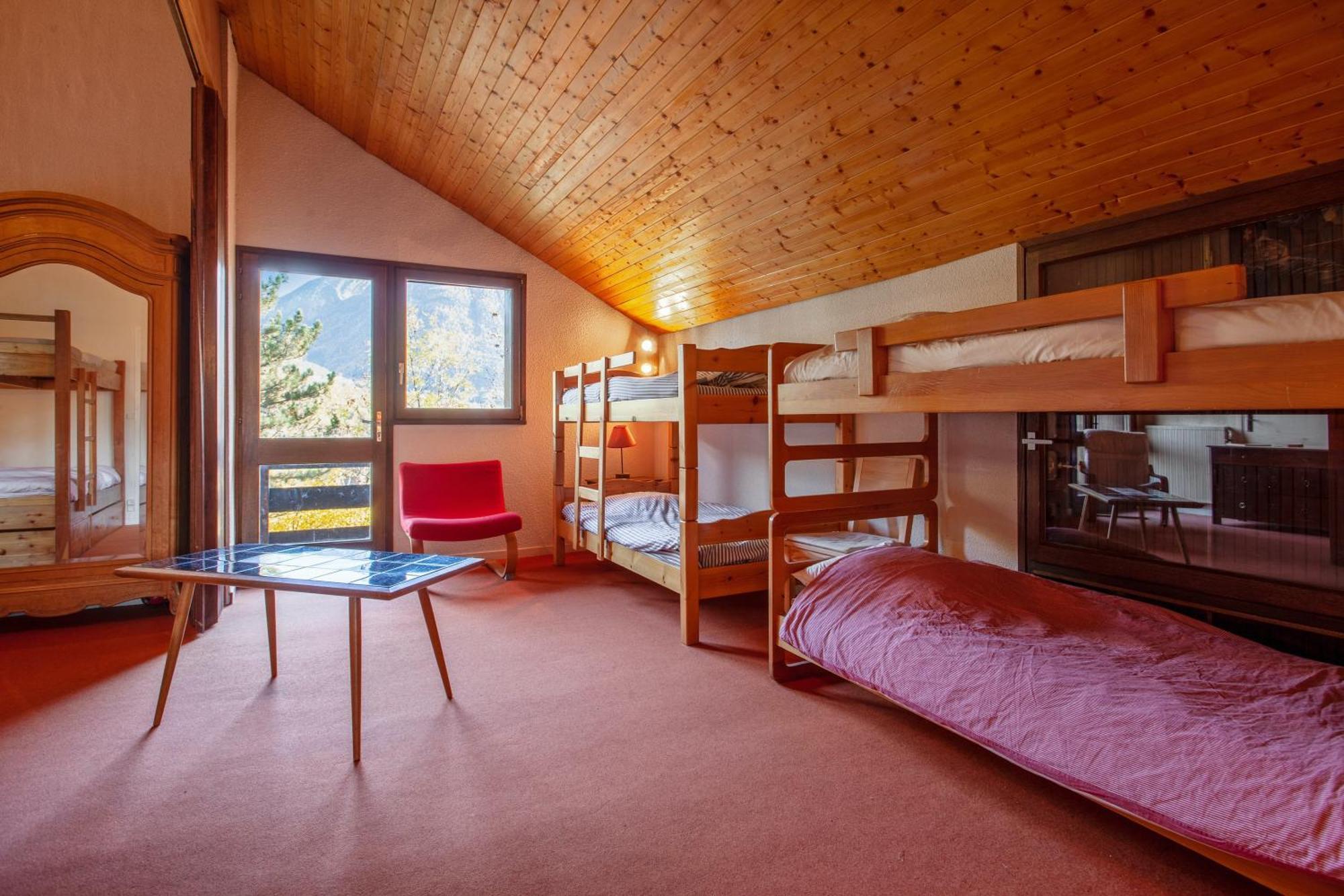 Chalet de 6 chambres avec vue sur la ville balcon et wifi a Briancon a 1 km des pistes Extérieur photo